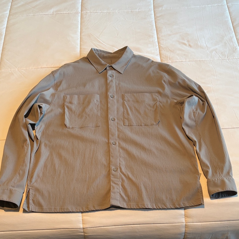 Lululemon Relaxed-Fit Long Sleeve Button-Up